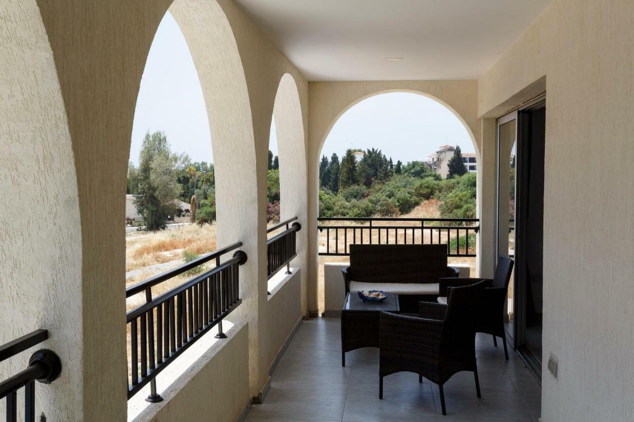 Sea Breeze Apartments - 3 Bedroom Apartment Peyia Buitenkant foto