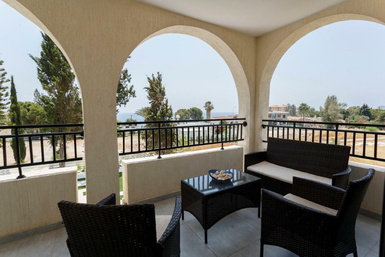 Sea Breeze Apartments - 3 Bedroom Apartment Peyia Buitenkant foto