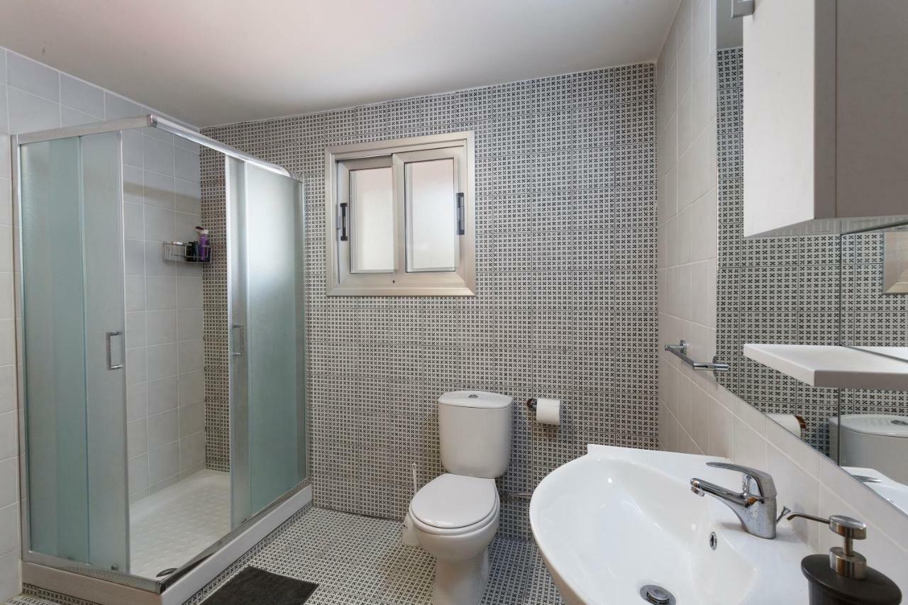 Sea Breeze Apartments - 3 Bedroom Apartment Peyia Buitenkant foto